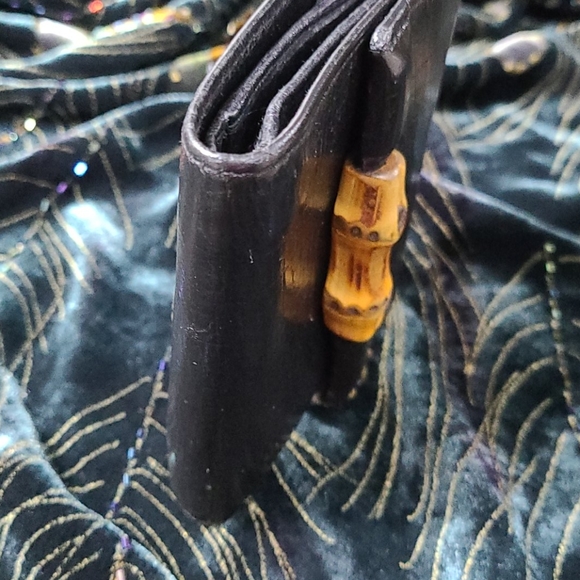 Vintage Gucci Bamboo Wallet - Picture 10 of 10